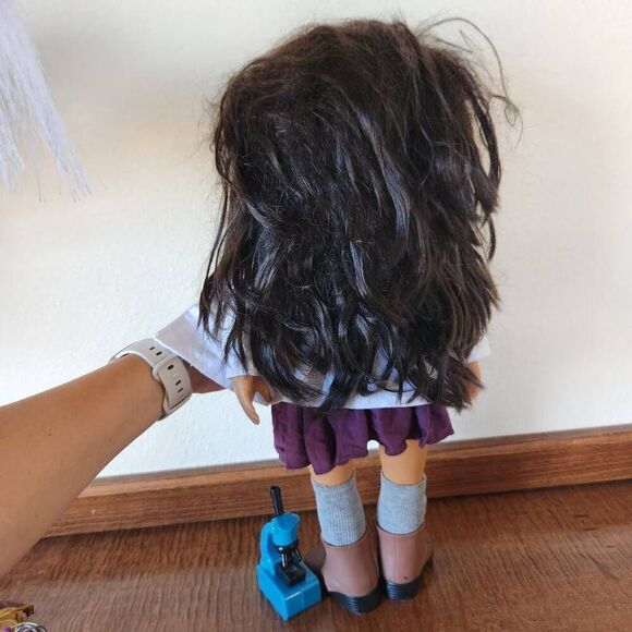 Battat Doll Bianca Arabic Scientist Inventor Professional young girls toy - Picture 4 of 6